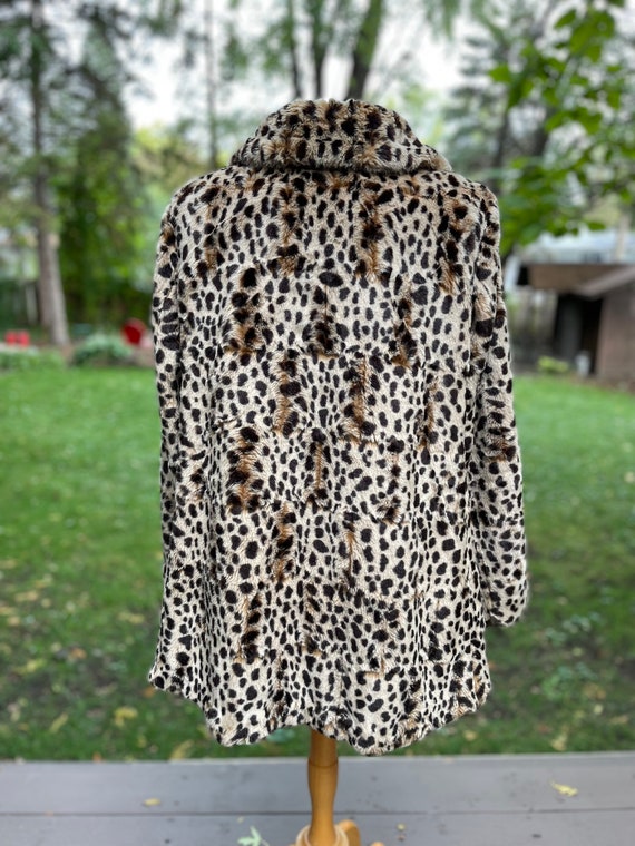 Silky Soft Vintage Leopard or Cheetah Faux Fur Co… - image 5