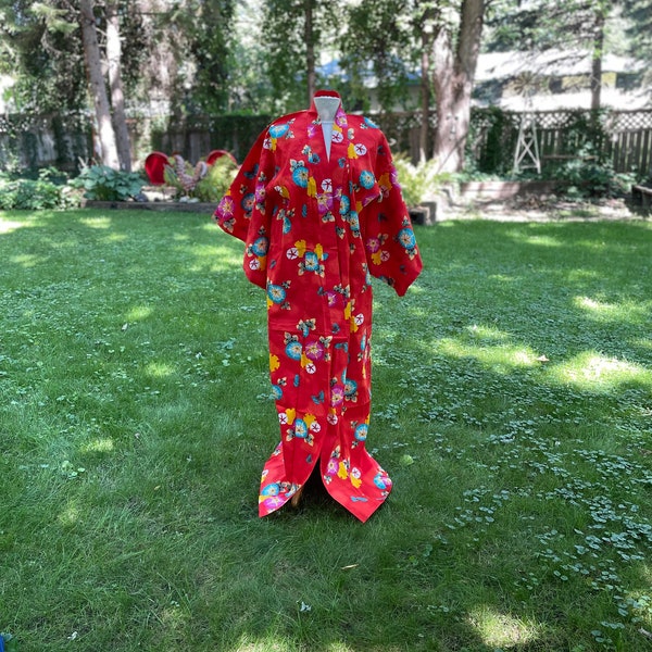 Red 100% Cotton Japanese Kimono Robe Wide Sleeves Asian Floral Design Traditional Boho Loungewear Oriental Japan Flowers