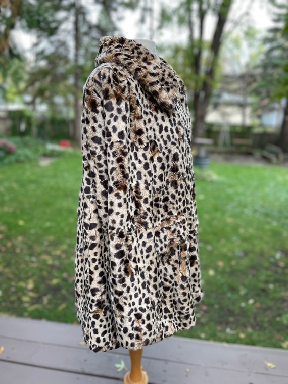 Silky Soft Vintage Leopard or Cheetah Faux Fur Co… - image 6