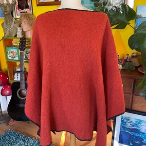 Large 100% Iceland Pure Wool Poncho Cape Vintage Rust Red - Etsy