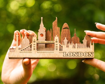 London 3D City skyline, Laser cut décor, Handcrafted City desk decor from plywood, UK City Silhouette, 3D art Wooden Skyline