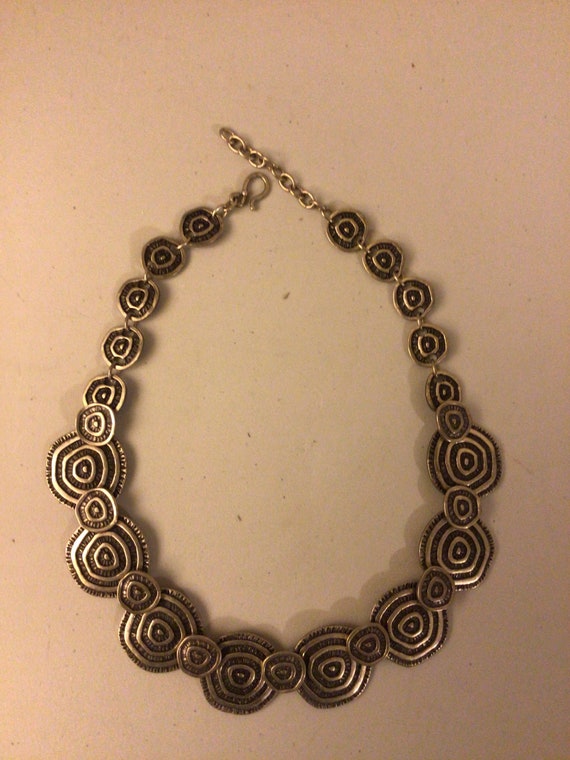 Silver tone fashion link necklace