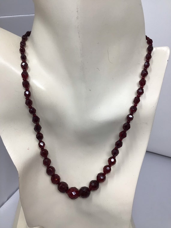 Vintage Faceted Graduated Garnet Necklace