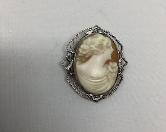 Vintage Sterling Silver Shell Cameo Brooch