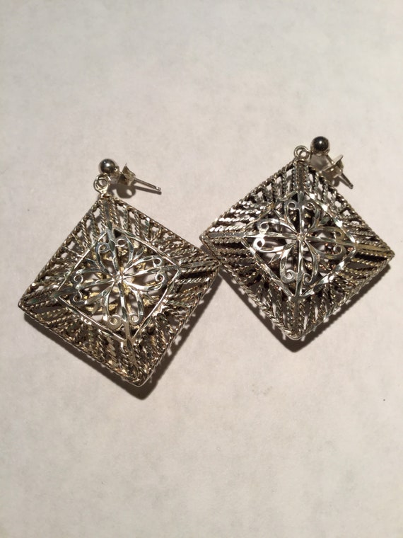 Sterling Silver Diamond shape three Dimensional p… - image 1