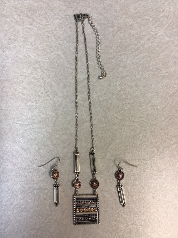 Lia sophia necklace and earrings sale