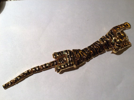 Vintage gold tone articulated tiger brooch - image 5