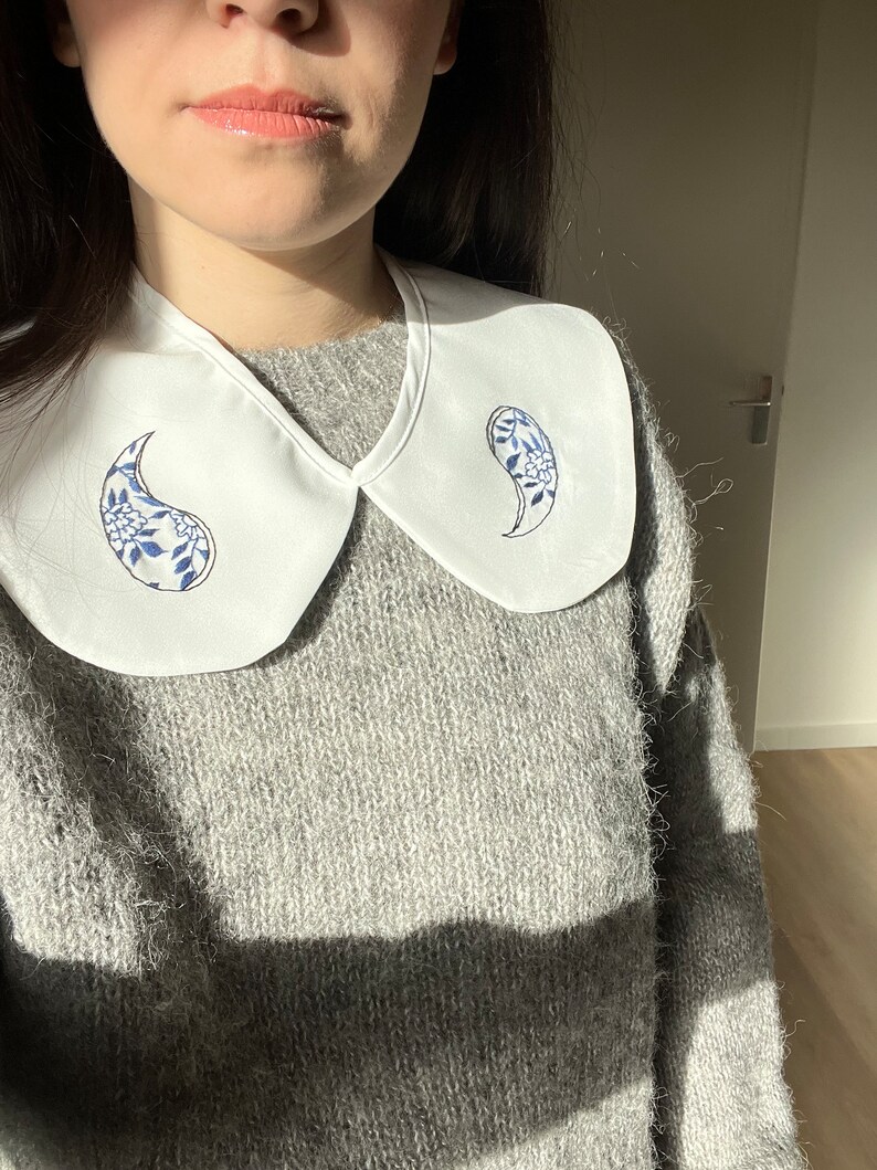 White detachable collar handembroidered Extra Wide White Removable Collar, Frill collar, Detachable Frill collar, Oversized Collar White image 1