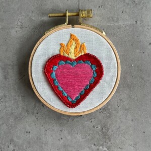 Heart Embroidery Hoop Wall Decor Hand-Stitched Art Valentine's day gift image 2