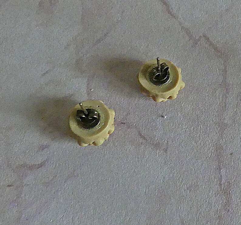 mocca dahlia resin Earrings souvenirs gift flower earrings chrysanthemum antique style coffee brown bronze stud earrings earrings