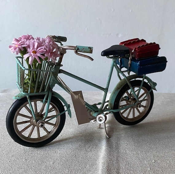 TEAL BICYCLE With Basket Decoration Old Bike Model Vintage Metal Toy Classic Collectors Item Gift Idea Etsy Canada