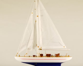 Modelo DE BARCO DE VELA / Barco en miniatura de madera con velas / Arte vintage / Deco náutica / Decoración del hogar / Decoración de mesa y biblioteca