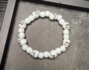 Whiteout Skull Kandi Bracelet