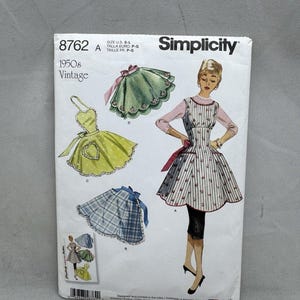 Simplicity Pattern 8762 Misses' Vintage 1950s Aprons in Four Great Styles S~L UC