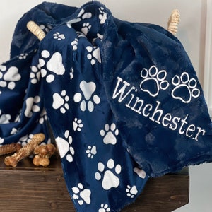 Puppy print blanket new arrivals