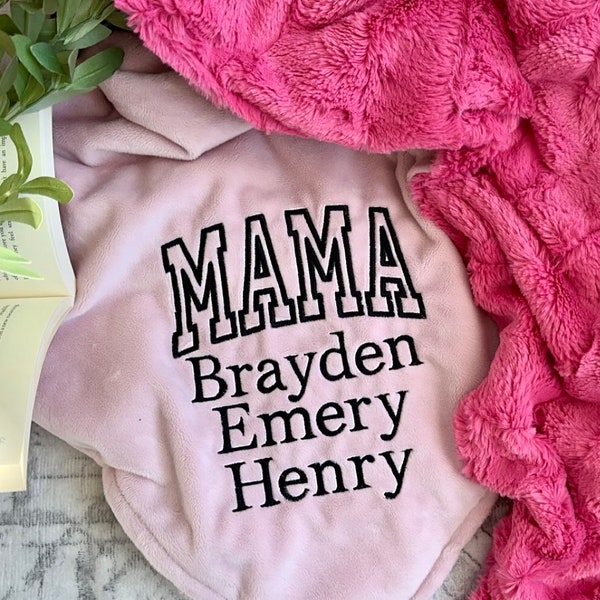 Personalized Plush Beautiful MAMA blanket, Gift for Mom, Mom Birthday, Gift from Kids, Block Stacked Names Monogramed Gift
