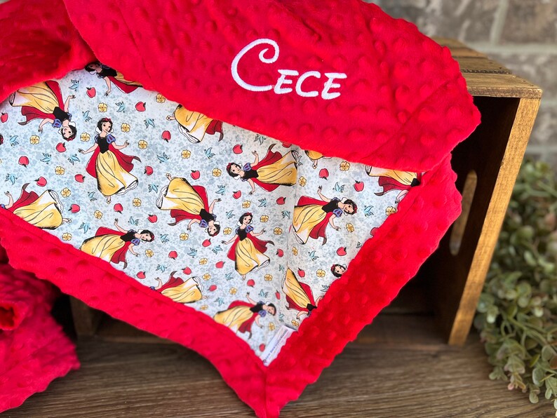 Personalized Disney Snow White Blanket Bedding Frame Style Etsy