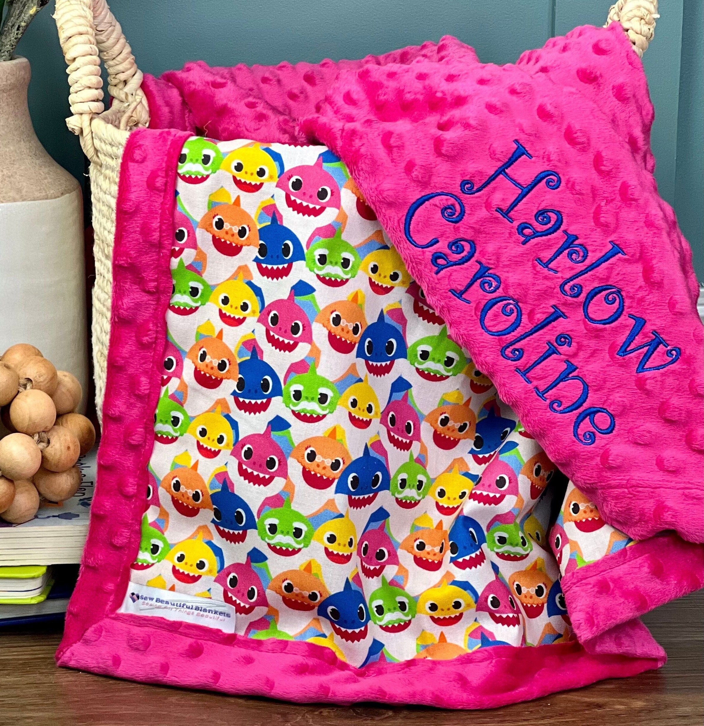 Baby shark online pillow and blanket