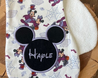 Personalized Mickey Mouse Halloween Burp Cloth | Baby girl/boy Absorbent  Terry Cloth Burp Gift| Embroidery | Baby Shower Gift | Disney|