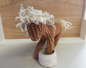 Knitted horse