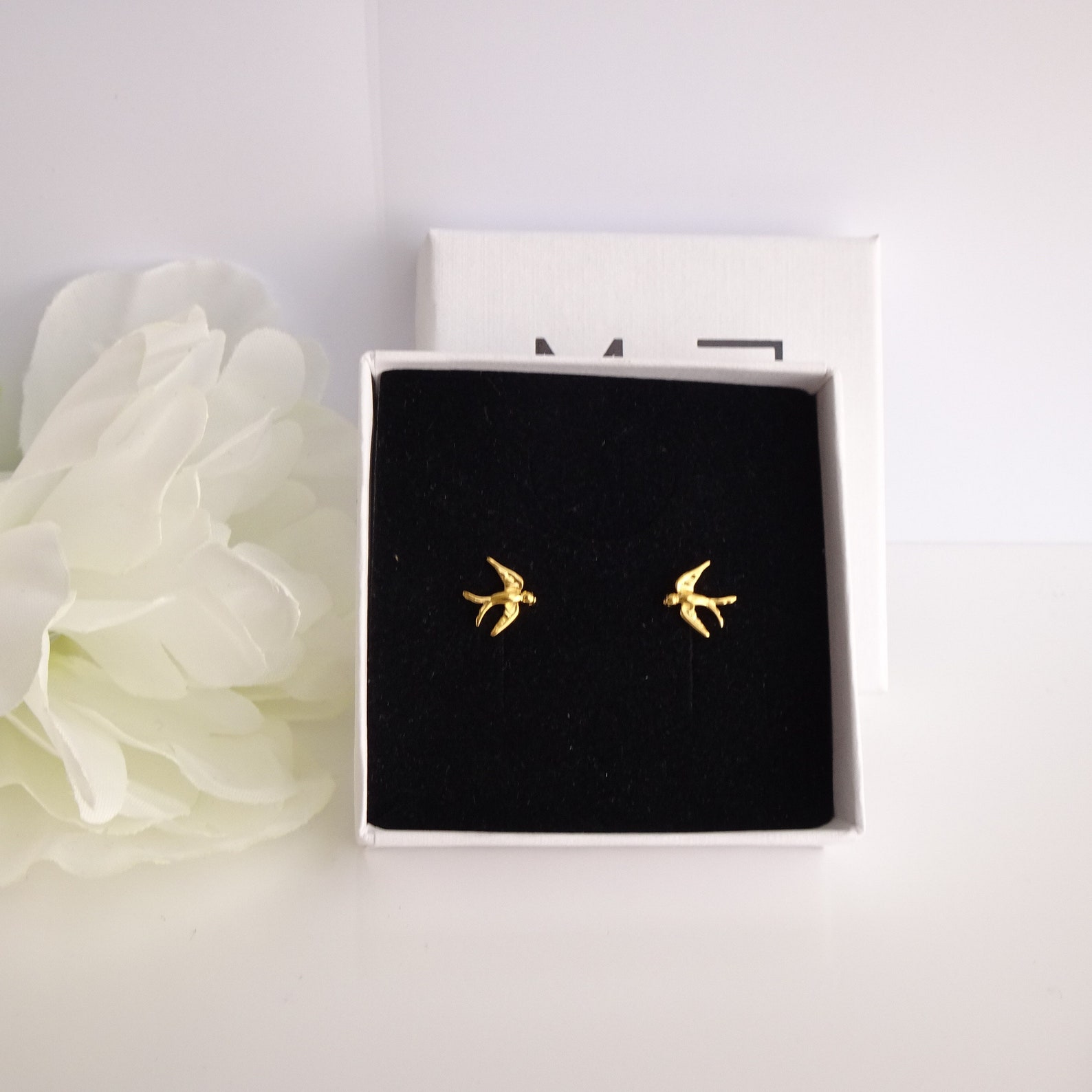 Swallow stud earrings Clearance