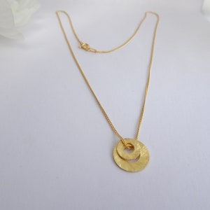 Gold Plated Interlock Necklace.