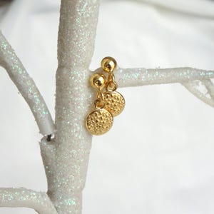 Round Dots Dangle Earrings. Gold Polka Dots Studs. Minimalist Round Dots Dangle Ear Post.  Elegant Jewellery. For Sensitive Ears.