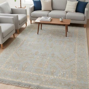 Alfombra Oushak gris pizarra suave - Alfombra de lana anudada a mano - Decoración botánica minimalista en marfil - Elegante y lujosa pieza decorativa para el suelo
