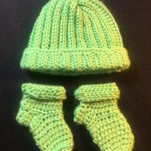 Baby Crochet Beanie et Sock Set