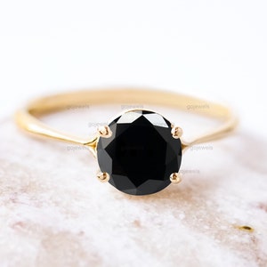 Solitaire Black Spinel Ring, 14k Solid Gold Black Spinel Ring, Black Stone Wedding Ring, Round Cut Blackstone Ring For Her, Pinch Gold Band