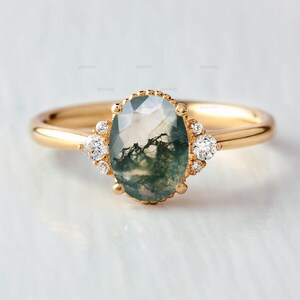 Oval Moss Agate Engagement Ring, 14k Gold Moissanite Agate Ring, Cluster Ring, 7 Stone Ring, Anniversary Ring, Promise Ring, Birthday Gift