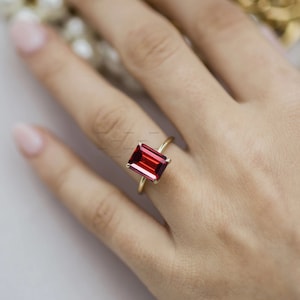 Natural Red Garnet Ring, Solid 14k Gold Ring, Emerald Cut Garnet Ring, January Birthstone Ring, Statement Ring, Solitaire Ring Delicate Ring