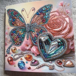 Tarjeta de felicitación con pintura de diamante y mariposa, incluye sobre. Hecha a mano.