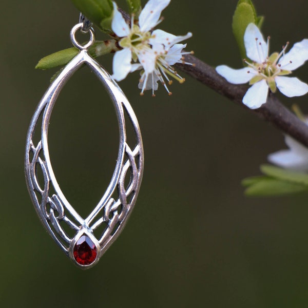 Pendentif en pierre, pendentif celtique, pierre de Grenat réel, 30 x 15 mm, argent sterling