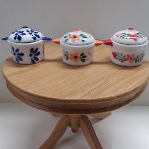 Dollhouse Miniature Ceramic Pot, Miniature Casserole Dish, Miniature Cooking Pot