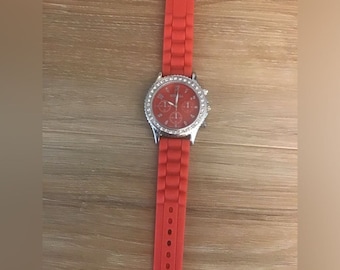 Strada Red Watch