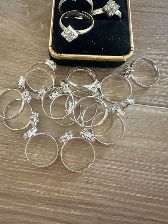 Rhinestone Ring Bundle. Adjustable (19) - image 3