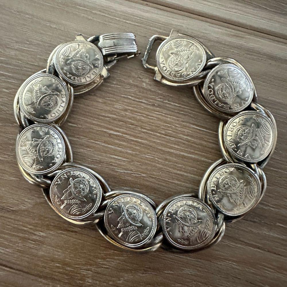 Vintage Panama Conquistador Coin-armband