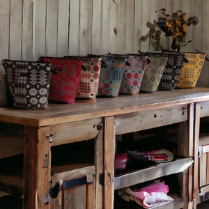 Coperta con motivo arazzo gallese, borsa da bagno/borsa per il trucco, personalizzata, regali ricamati