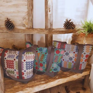 Welsh blanket tapestry  Blanket Print Shoulder / Tote Bag