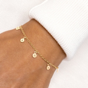 Armband mit Namen vergoldet / Geschenk zur Hochzeit