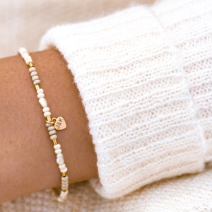 Personalized beige pearl bracelet | Wedding gift