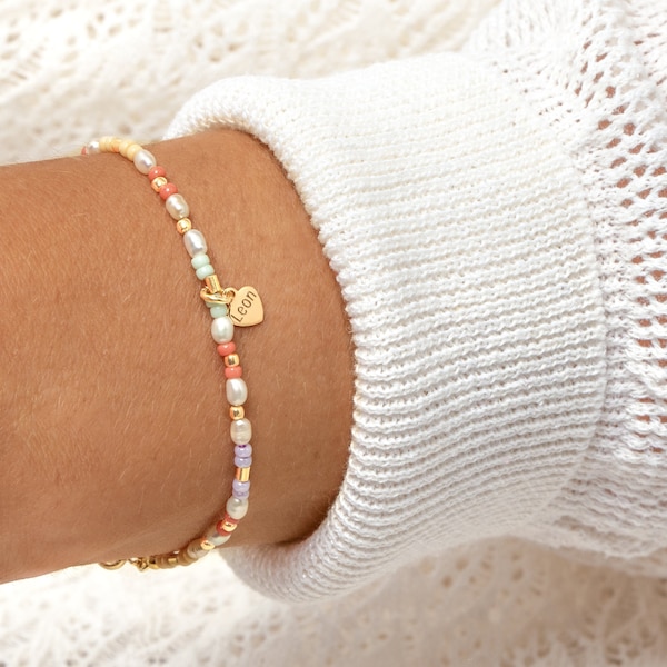 Bracelet de perles personnalisé coloré / cadeau pour la fête des mères