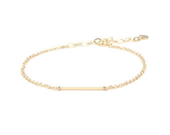 Filigranes Armband mit goldenem Stift-Connector / Geschenk zum Muttertag