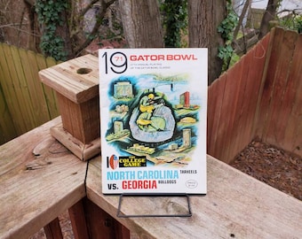 Vintage 1971 Gator Bowl North Carolina VS Georgia Bulldogs Football program