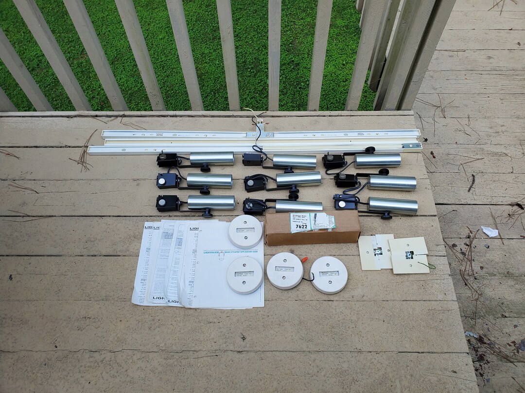 Vintage 1970s Lightolier Track Lighting 7622 Chrome Light Etsy