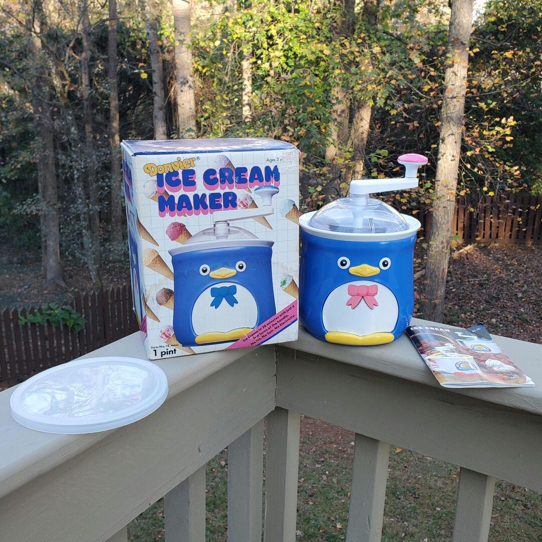 Donvier ice cream machine