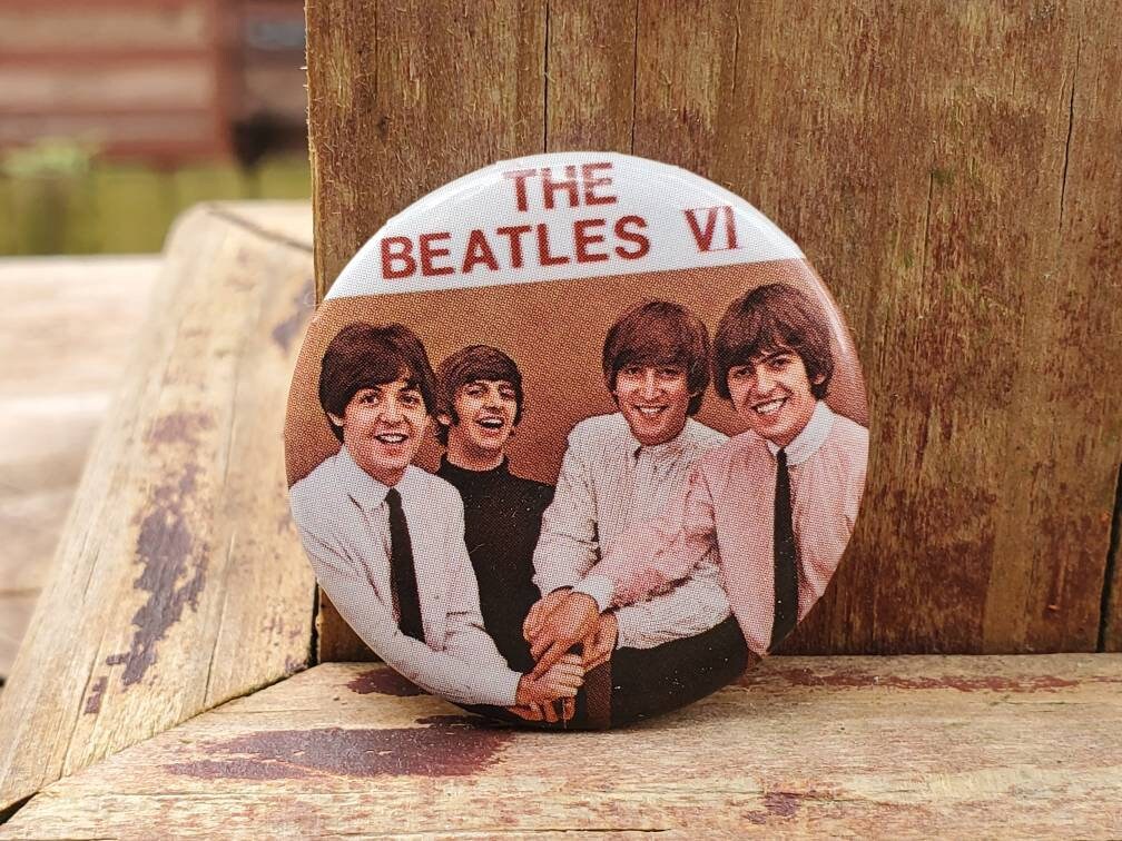 ビートルズ pin Vintage the Beatles VI Pin - Etsy