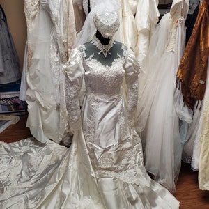 Buy used store bridesmaid dresses