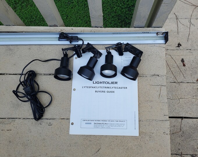 Vintage 1970s Lightolier Track Lighting 8352 Light Fixture Etsy